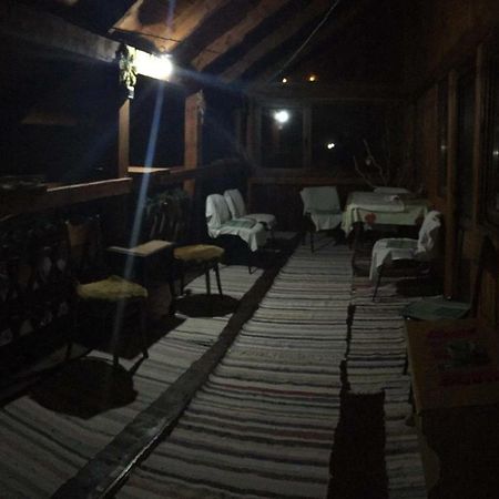 Casa Natalia Hotel Brasov Bagian luar foto