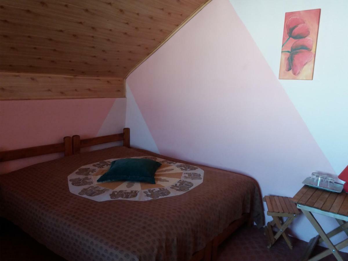 Casa Natalia Hotel Brasov Bagian luar foto