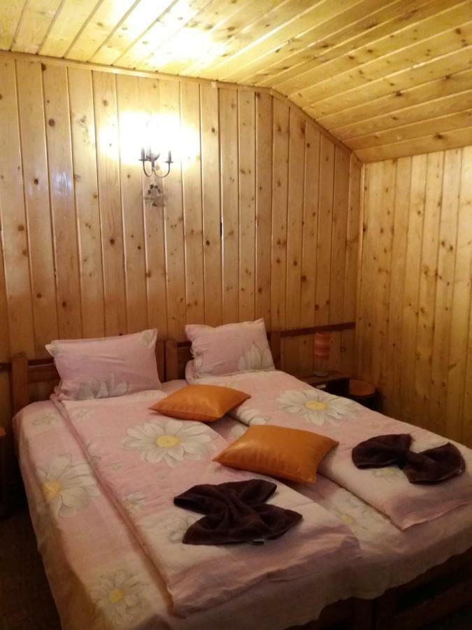 Casa Natalia Hotel Brasov Bagian luar foto